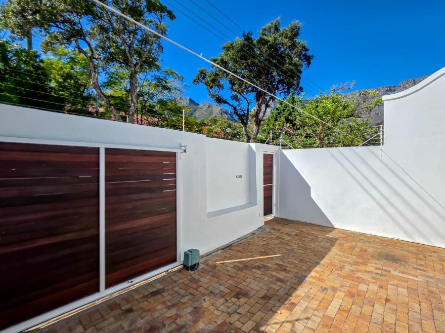 2 Bedroom Property for Sale in Gardens Western Cape